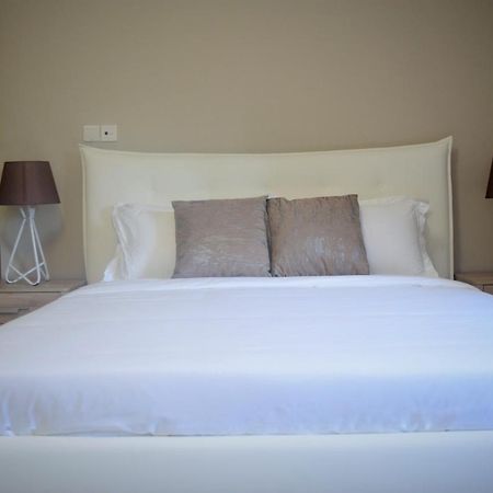 The Pool Labone Aparthotel อักกรา ภายนอก รูปภาพ